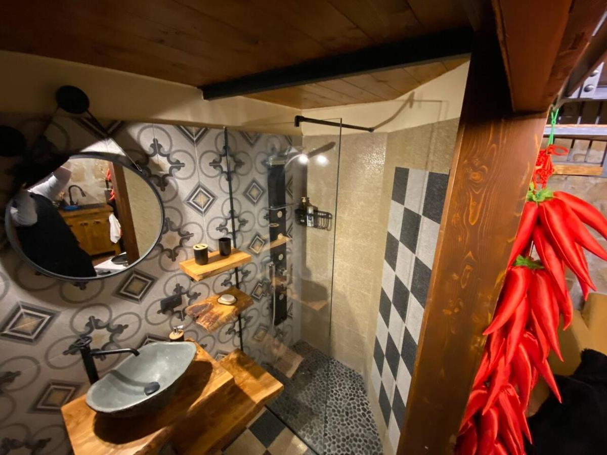 Apartment A' Pupata